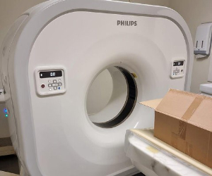Philips Access 16 Slice CT Scanner
